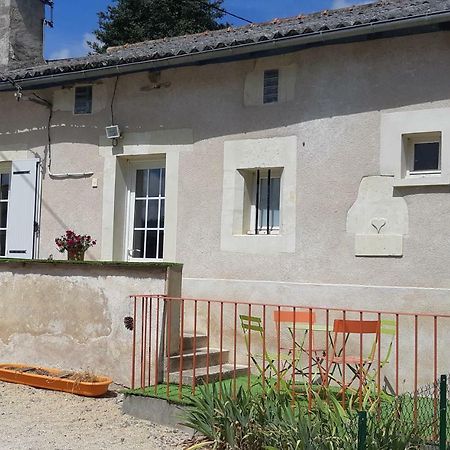 Гостевой дом Le Petit Bretigny Beaumont  Экстерьер фото